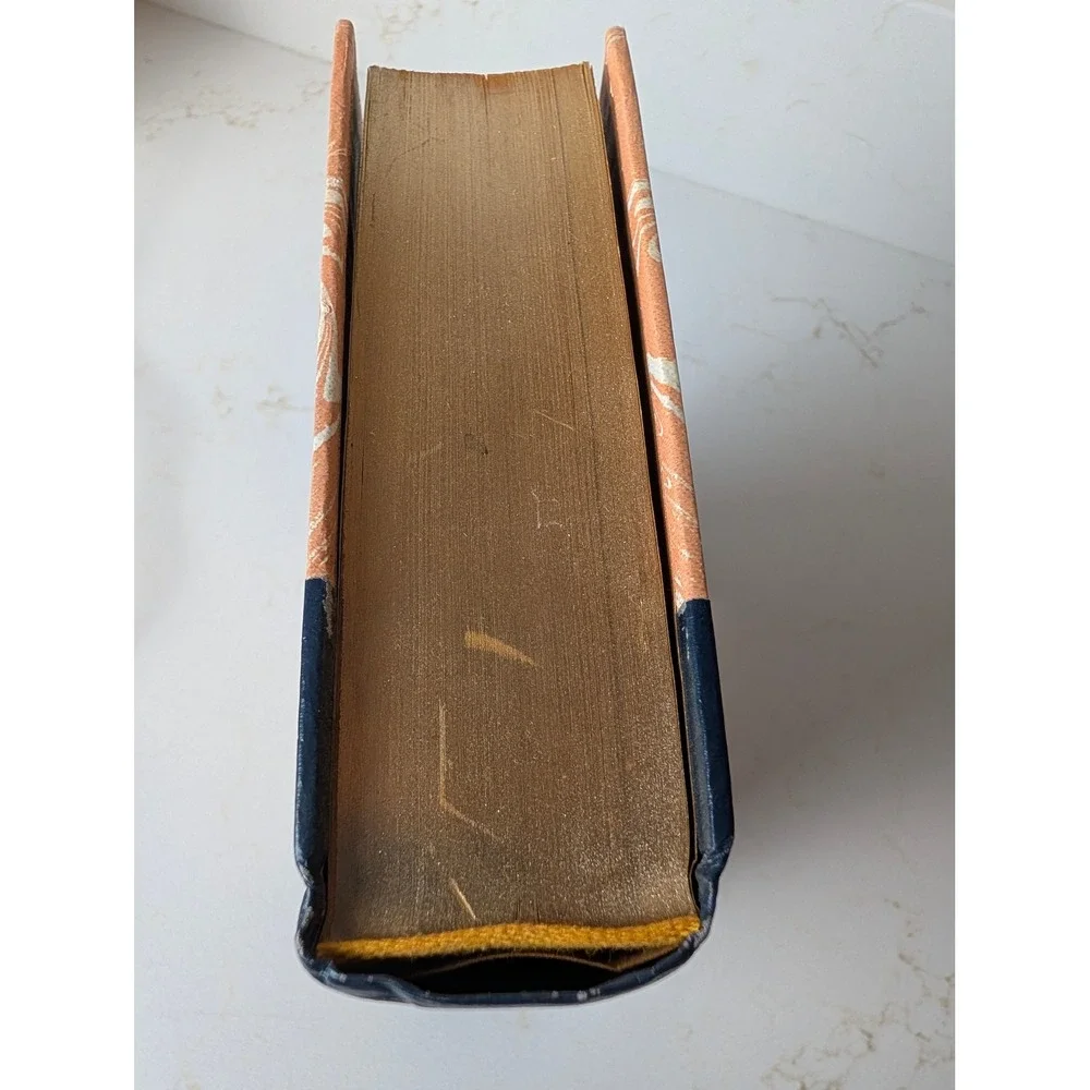 Vintage Readers Digest Condensed Books Vol 2 1986 Hardcover Marbled Decor Book